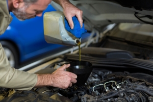 Óleo do motor do meu carro: os diferentes tipos (e 24 mitos)