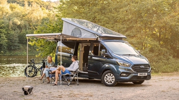 FORD APRESENTA NOVAS VERSÕES DA TRANSIT NA EUROPA PARA ACAMPAMENTO E LAZER